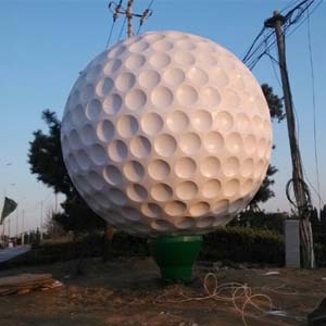 青岛石老人高尔夫球场雕塑